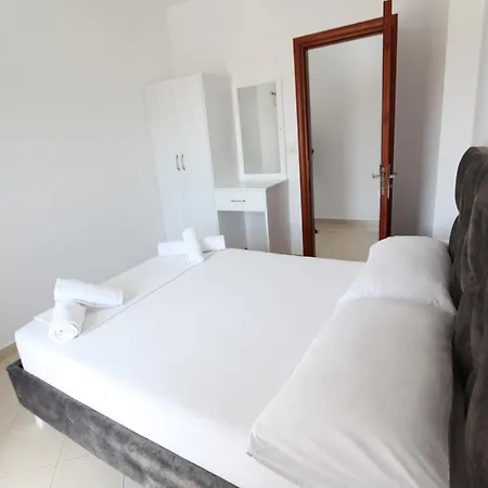 Genci Aparthotel Ksamil