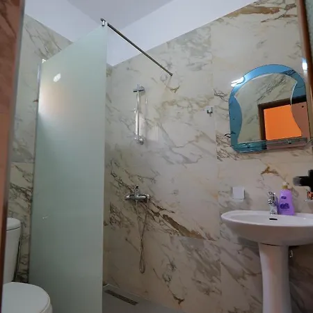 Genci Aparthotel 4*