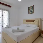 Genci Apart Otel Ksamil