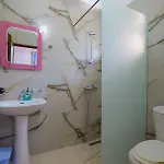 Genci Apart Otel Ksamil