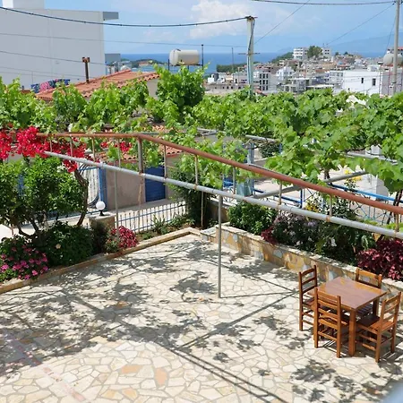 Hotel apartamentowy Genci Ksamil