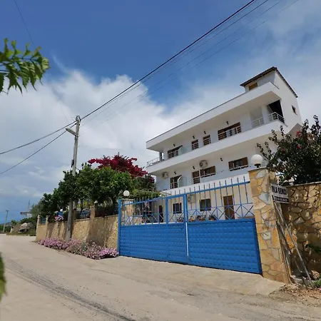 Genci Aparthotel *